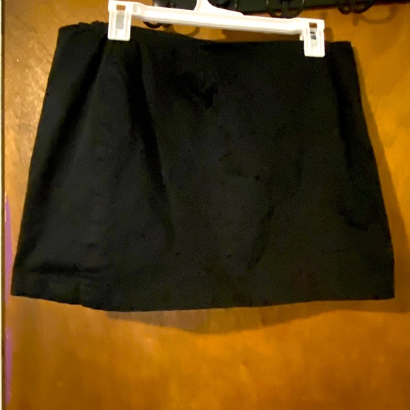 Leona skirt - Picture 2 of 3